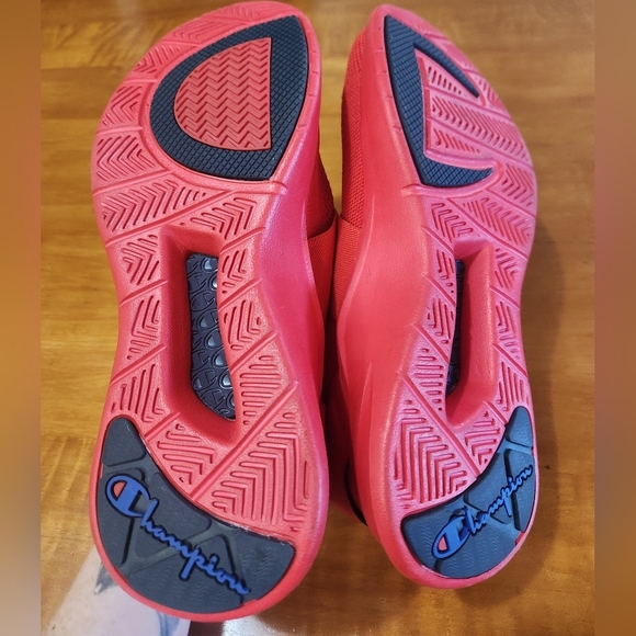 Champion Red And Black Slip On Sneakers Shoes Youth Size 7 Big Kids - Picture 7 of 9